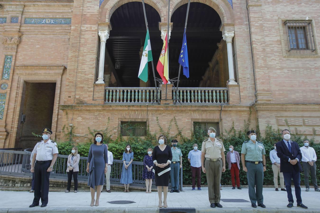Fin del luto oficial | Minuto de silencio en Sevilla por las víctimas del Covid-19