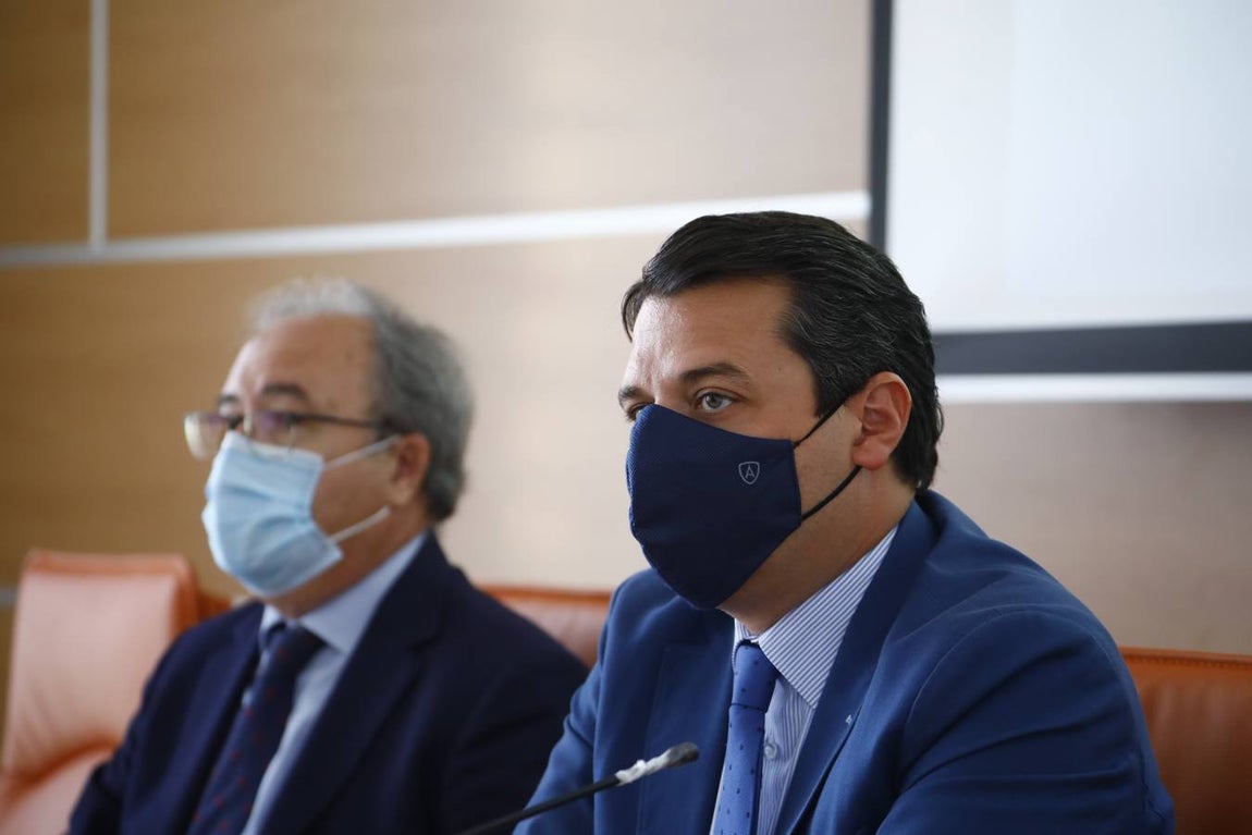 El alcalde de Córdoba y los empresarios cierran el plan de turismo frente al Covid-19