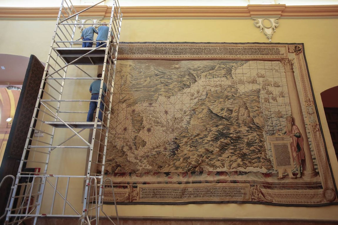 Vuelve a poder visitarse el Salón de los Tapices del Real Alcázar de Sevilla