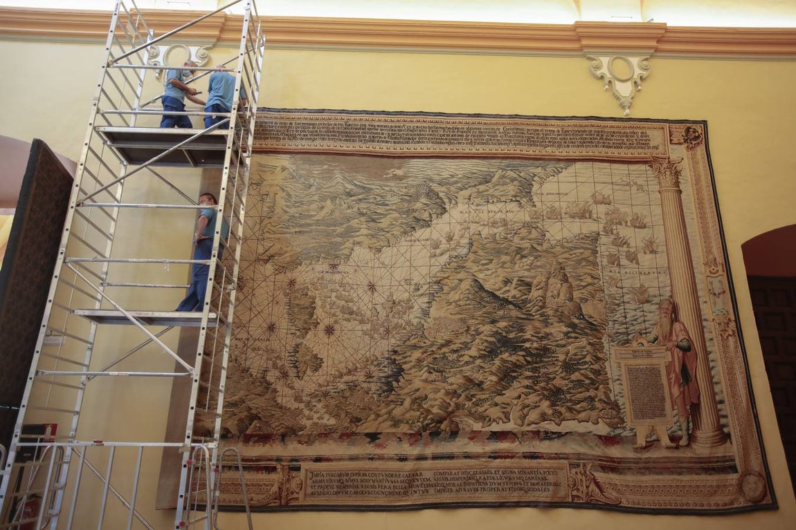 Vuelve a poder visitarse el Salón de los Tapices del Real Alcázar de Sevilla