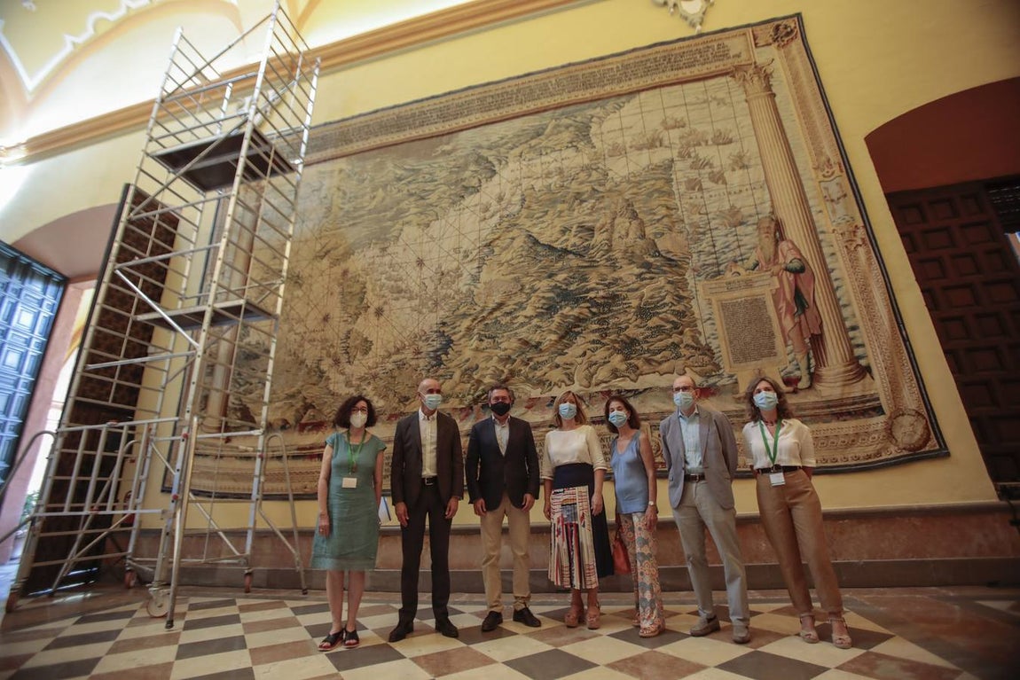 Vuelve a poder visitarse el Salón de los Tapices del Real Alcázar de Sevilla