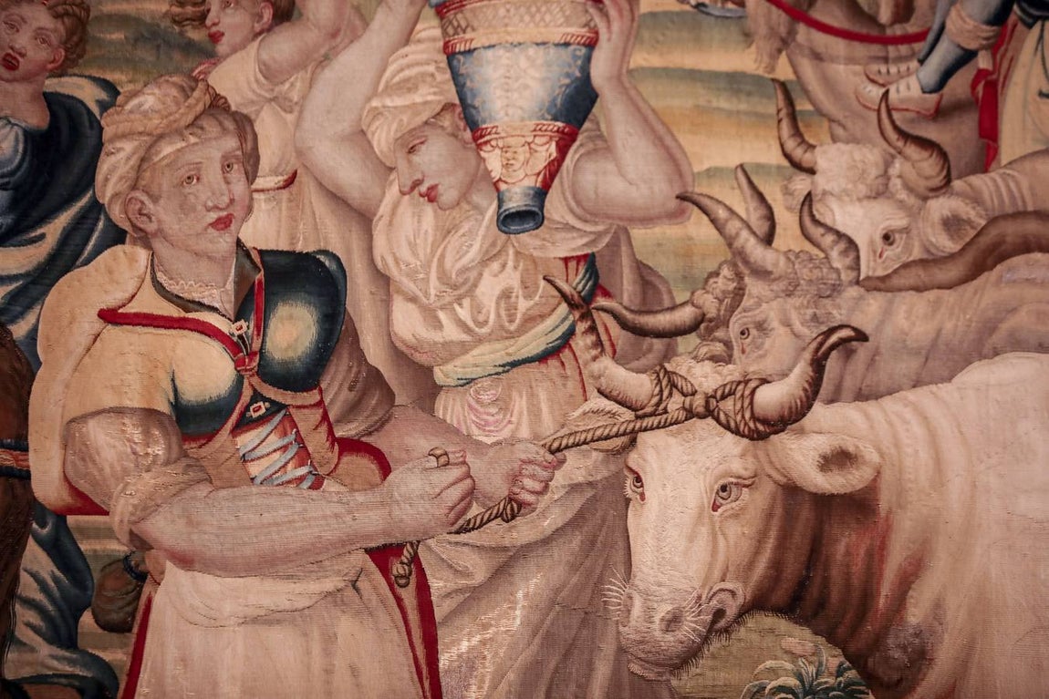 Vuelve a poder visitarse el Salón de los Tapices del Real Alcázar de Sevilla