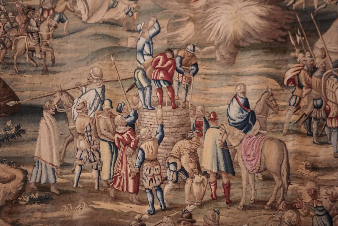 Vuelve a poder visitarse el Salón de los Tapices del Real Alcázar de Sevilla