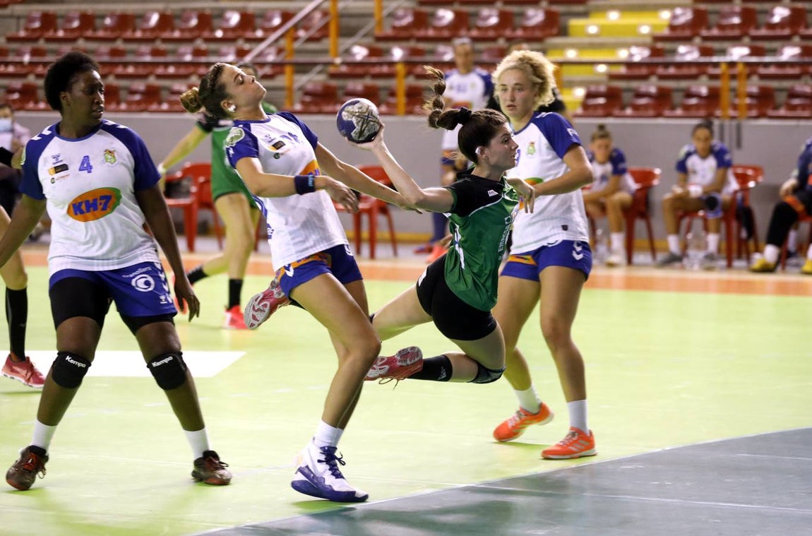 El retorno del Adesal Córdoba a la élite ante el Granollers, en imágenes