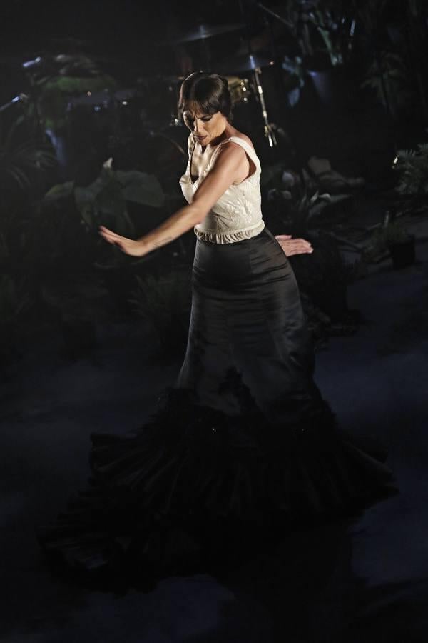 La Piñona y su «Abril» en la Bienal de Flamenco de Sevilla
