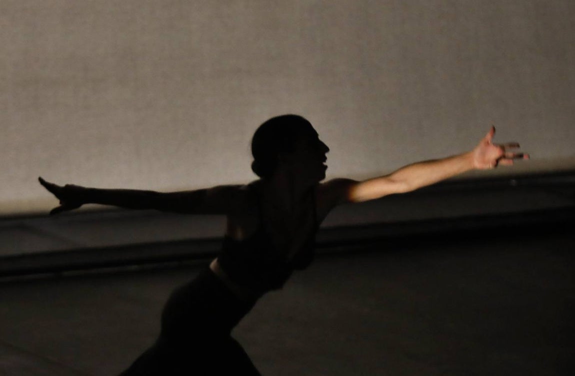 Ana Morales baila «En la cuerda floja» en la Bienal de Flamenco de Sevilla