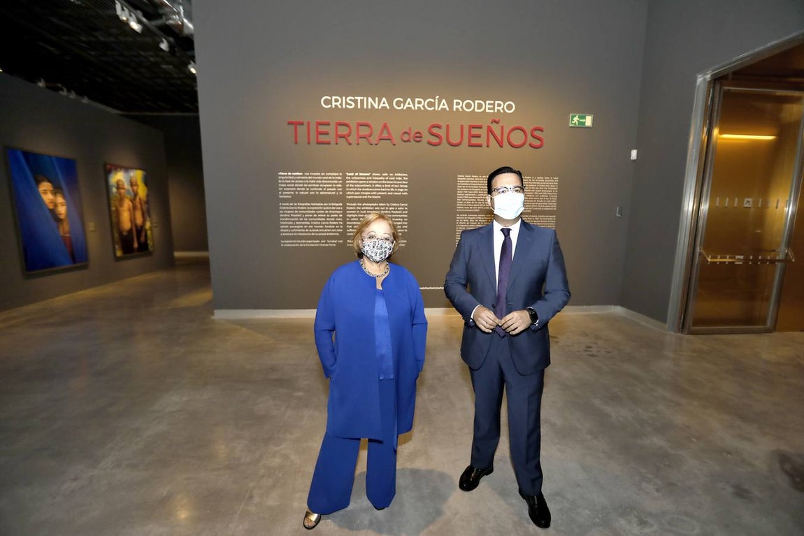 Inauguración de la exposición fotográfica «Tierra de sueños» en CaixaForum