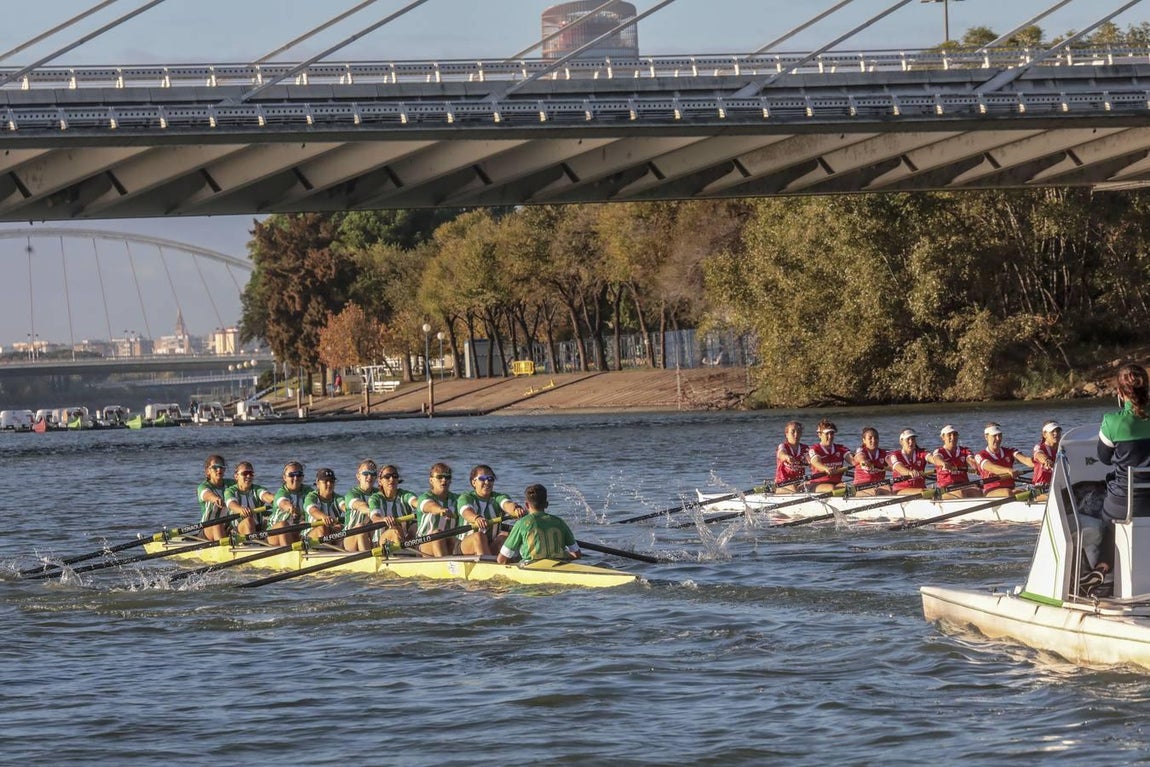 Victoria bética en la regata sevillana