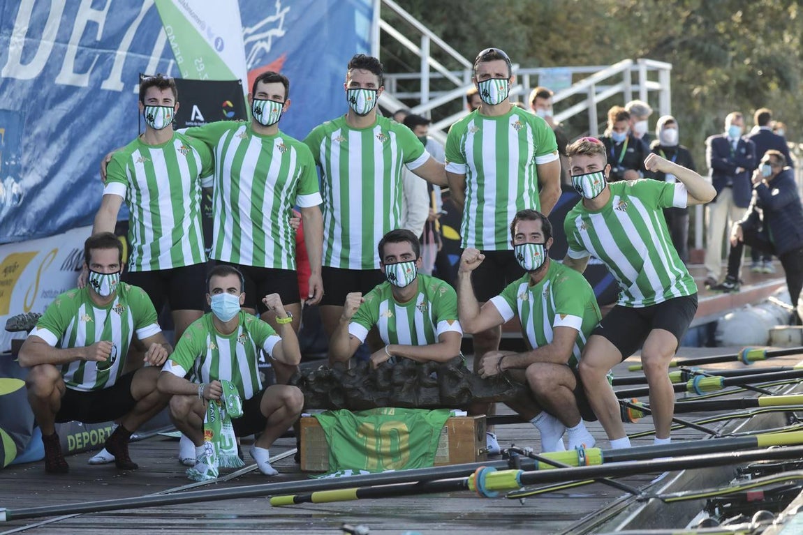 Victoria bética en la regata sevillana