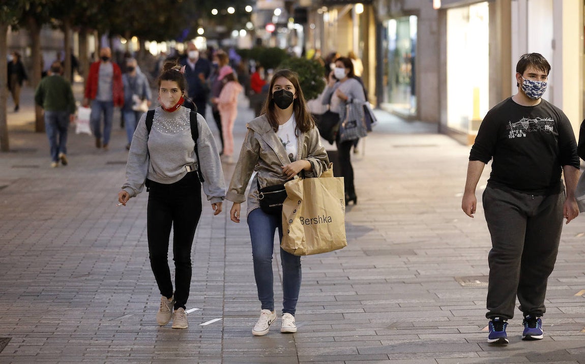 Las nuevas restricciones de la Junta de Andalucía en Córdoba capital, en imágenes