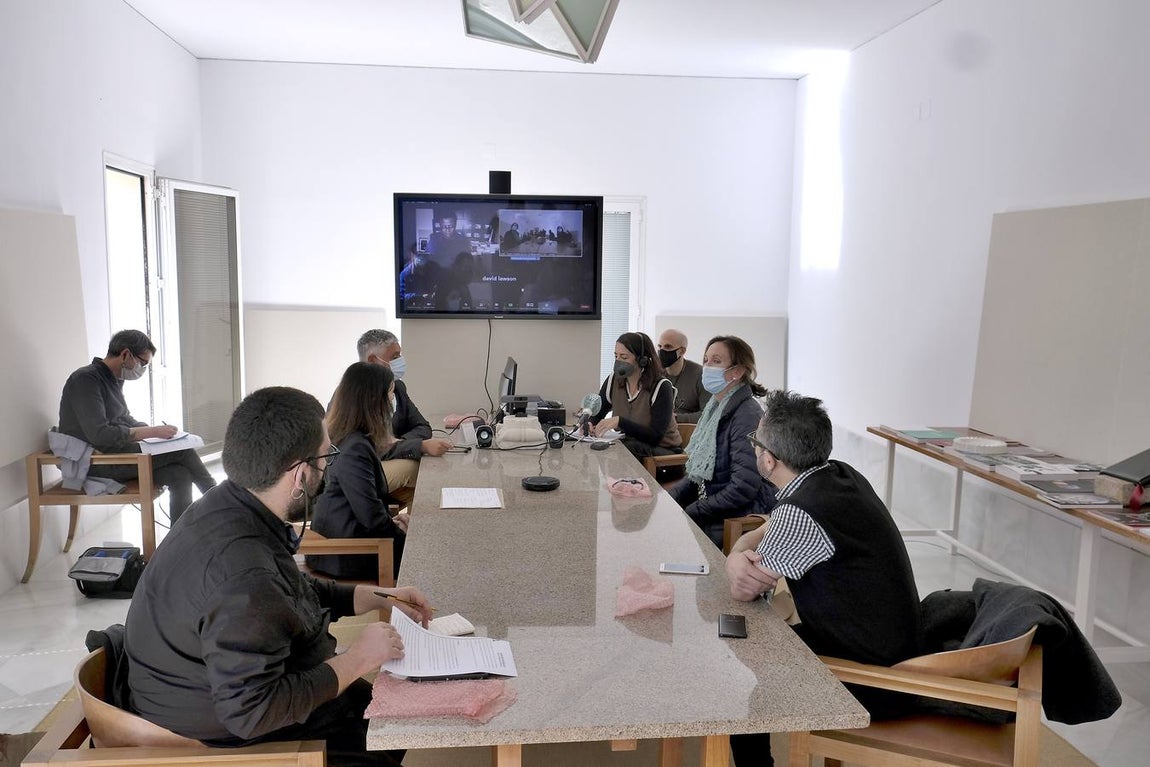 La exposición de John Akomfrah en el CAAC, en imágenes