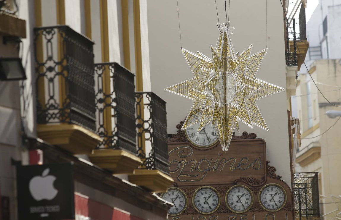 Fotogalería: El alumbrado navideño, listo para cobrar vida