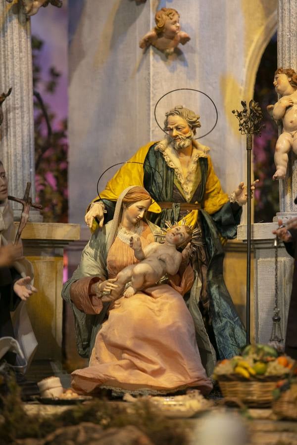 En imágenes, el Belén Napolitano del Santo Ángel