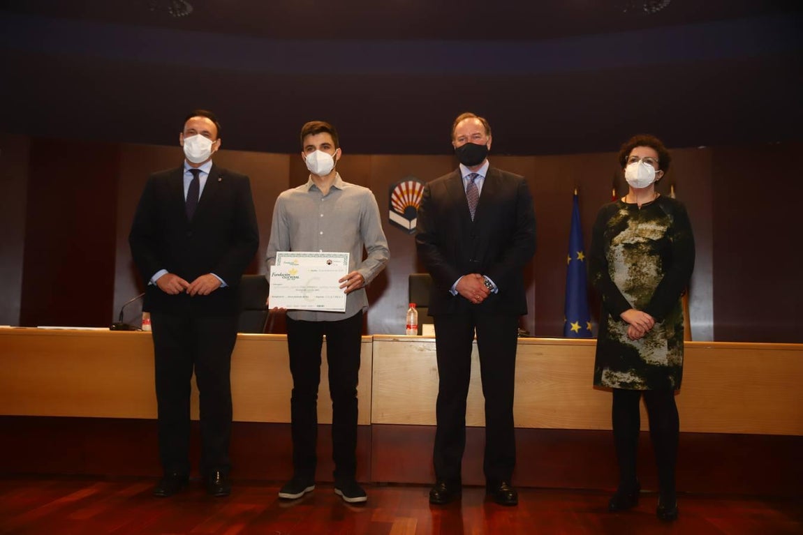 Los premios de la UCO y Caja Rural del Sur a los mejores expedientes, en imágenes