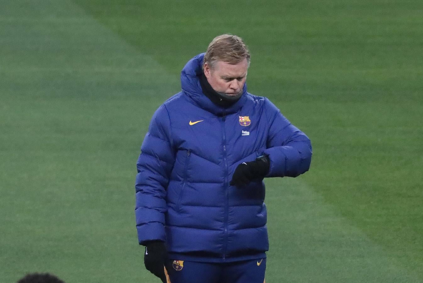 El Barcelona se prepara para la final de la Supercopa de España en Sevilla