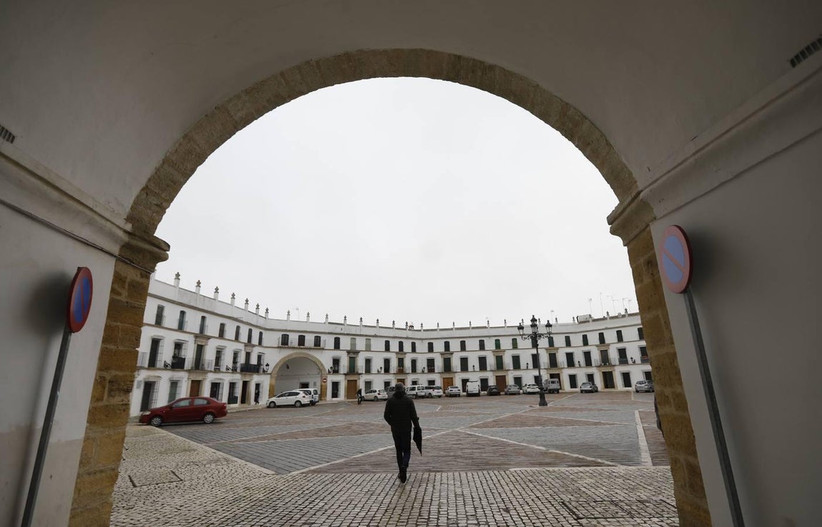 La vida cotidiana en Aguilar tras perder la cruz, en imágenes