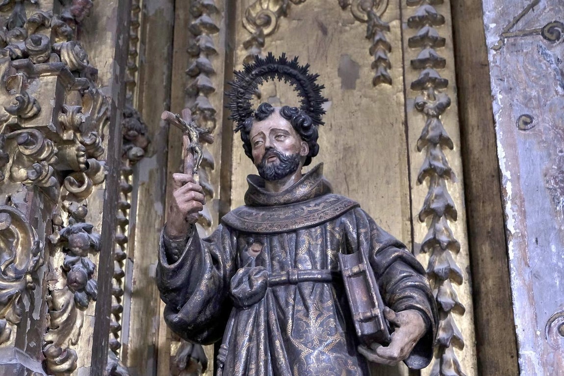 Los tesoros ocultos de la parroquia de Santa Cruz en Sevilla