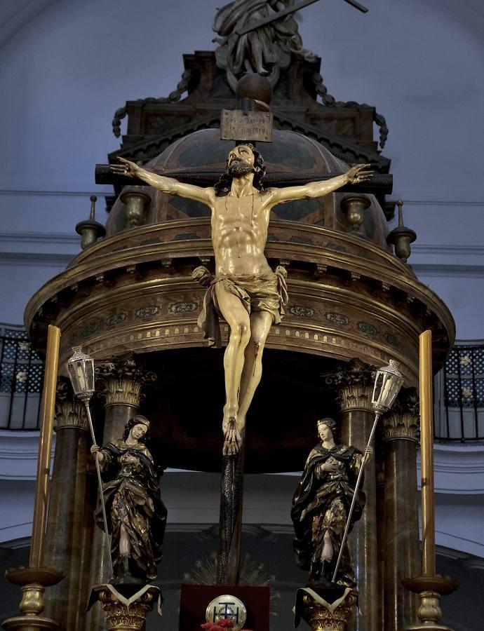 Los tesoros ocultos de la parroquia de Santa Cruz en Sevilla