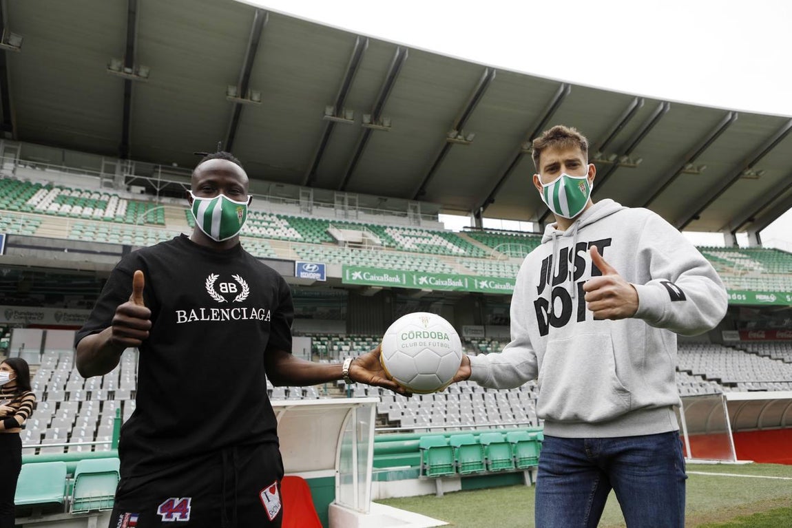 La presentación de Sidibé y Nahuel Arroyo en el Córdoba CF, en imágenes