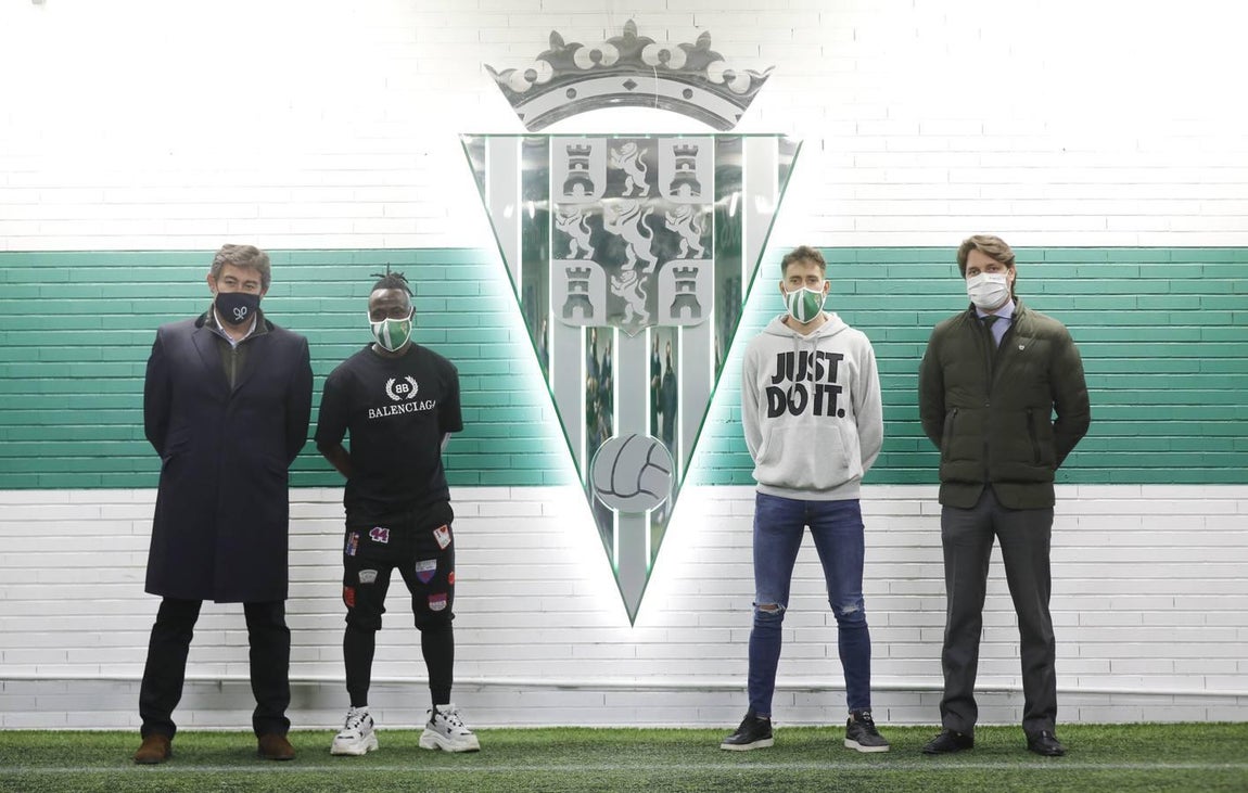 La presentación de Sidibé y Nahuel Arroyo en el Córdoba CF, en imágenes