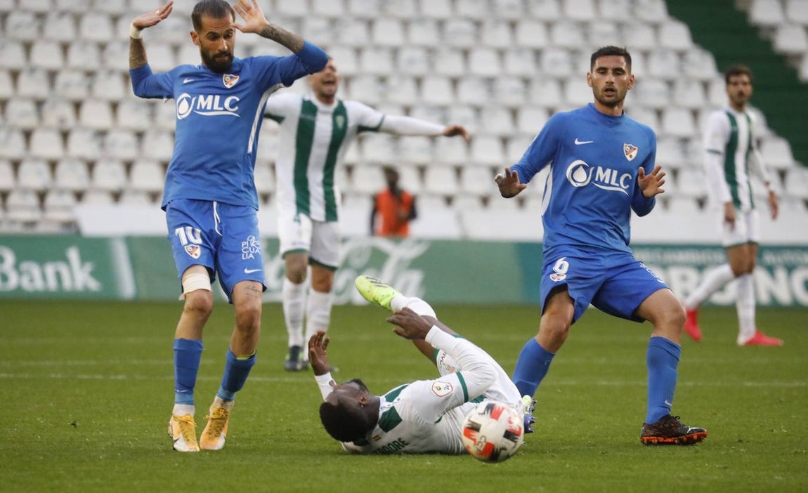 En imágenes, las mejores jugadas del Córdoba CF - Linares