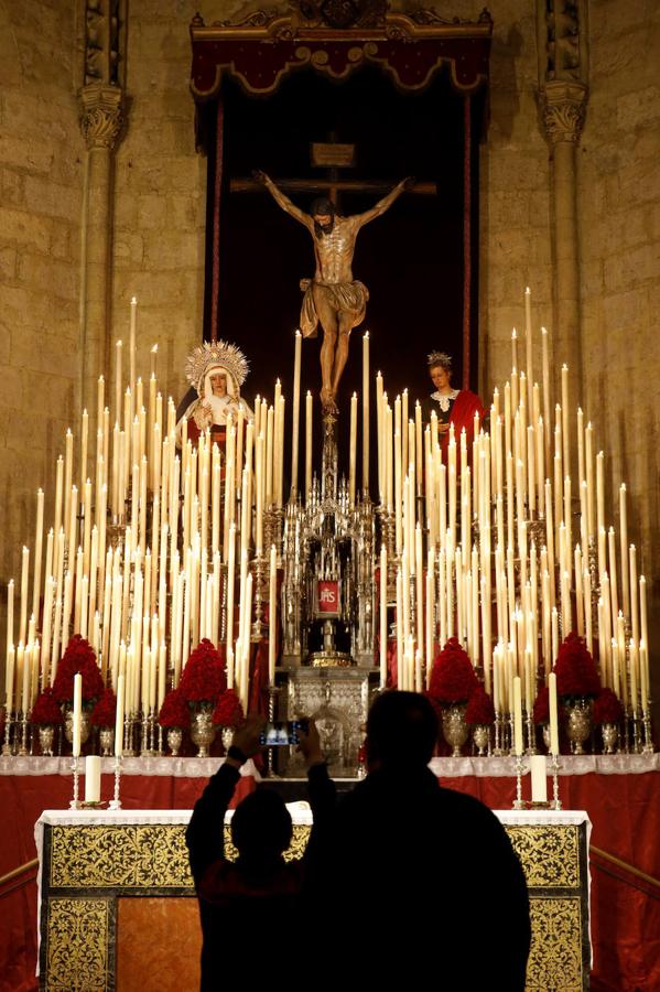 El quinario del Cristo de la Buena Muerte de Córdoba, en imágenes