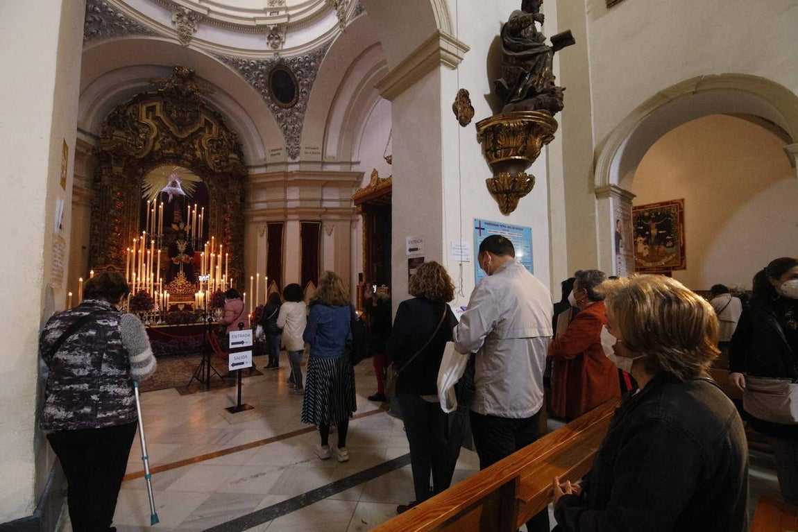 Las veneraciones del primer viernes de marzo en Córdoba, en imágenes