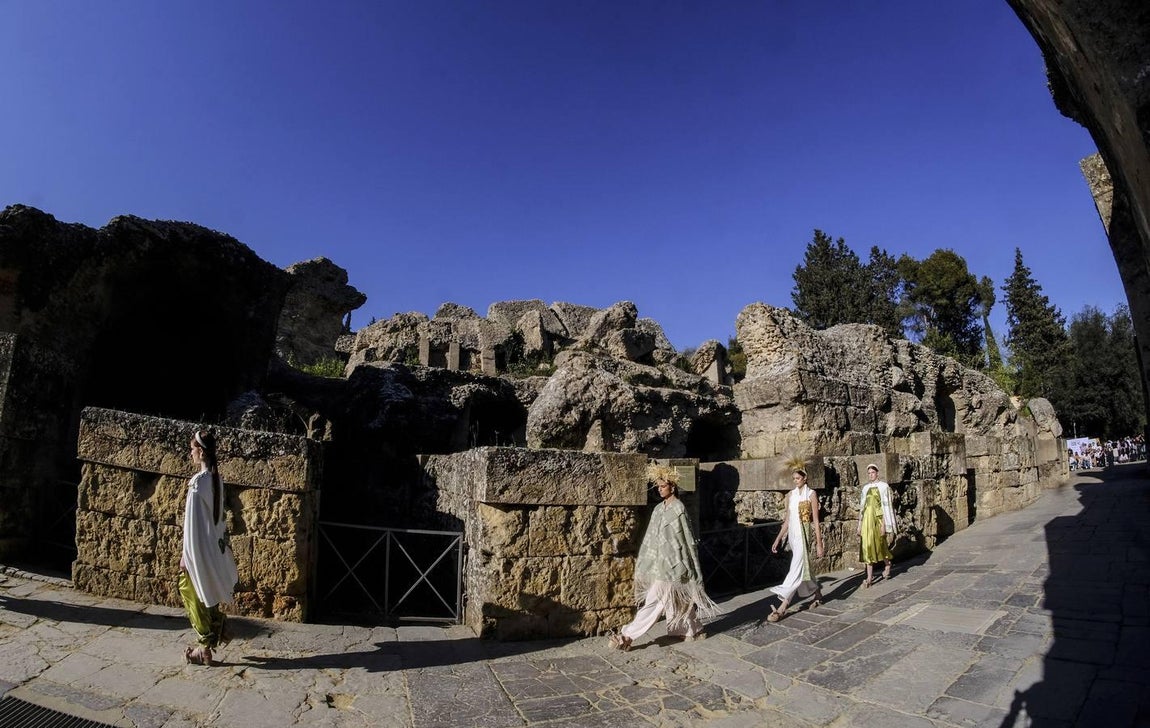 Itálica acoge la primera jornada de la Semana de la Moda de Andalucía