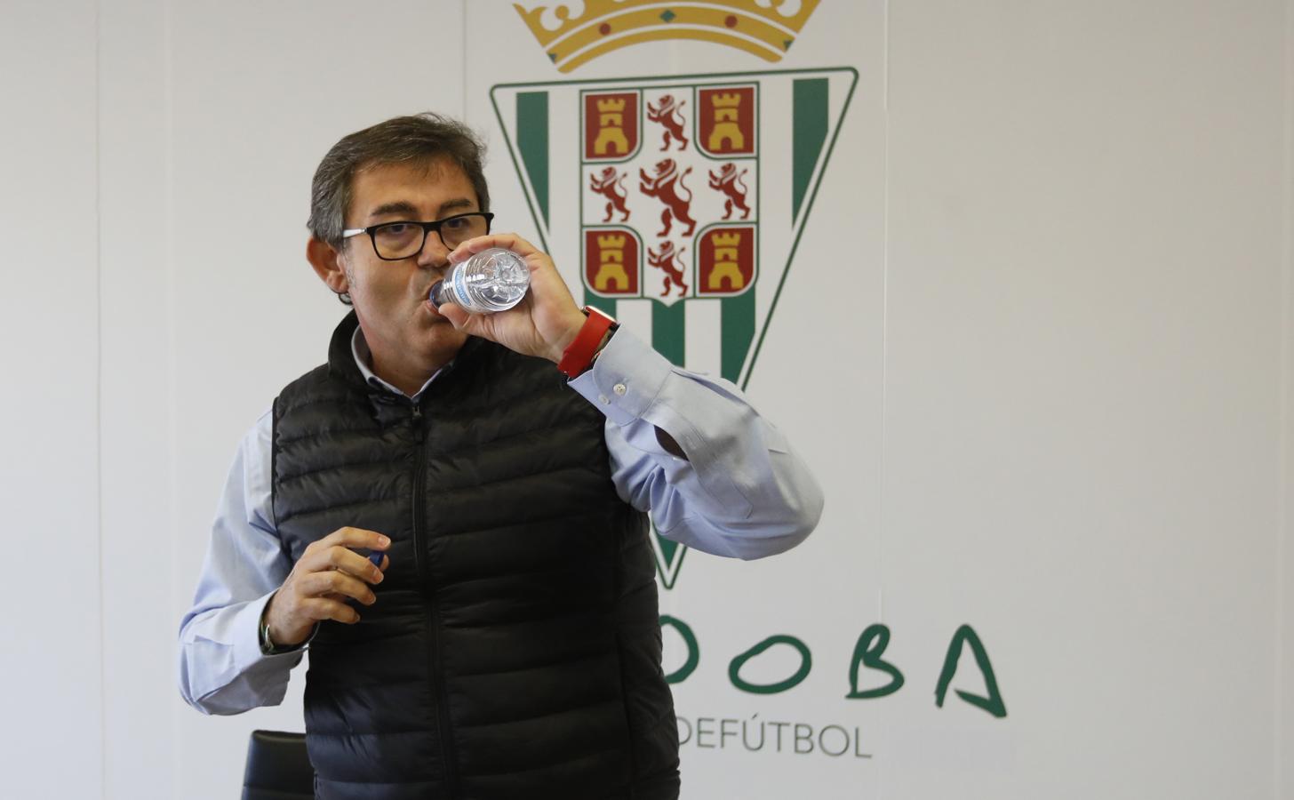 En imágenes, González Calvo explica el fracaso del Córdoba CF