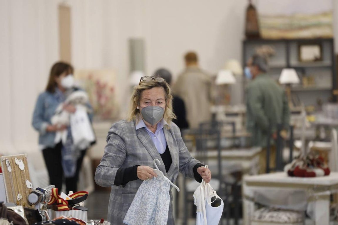 El Baratillo de Adevida en el Oratorio San Felipe Neri, en imágenes