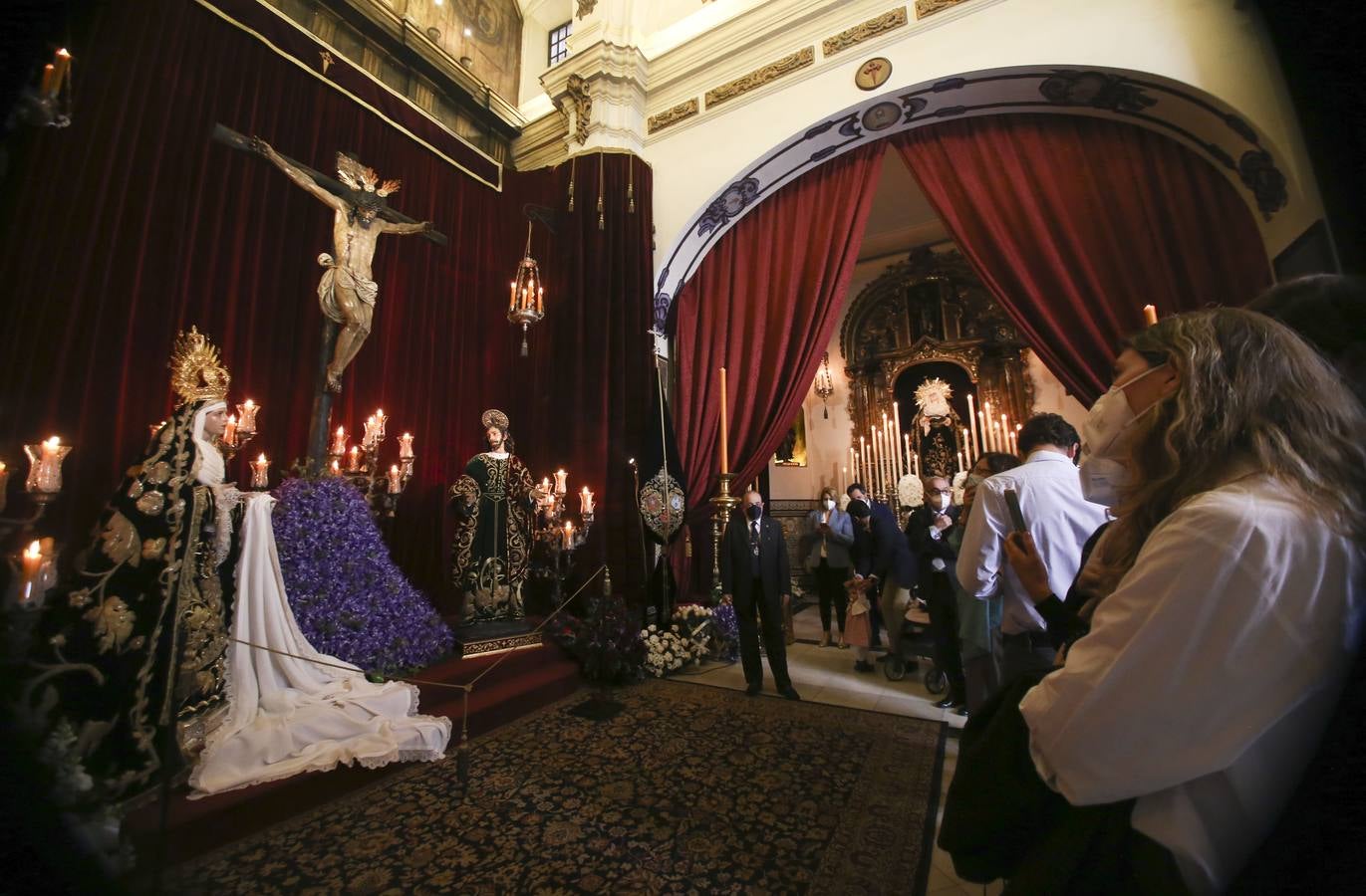 Semana Santa de Sevilla 2021: las imágenes de la Carretería en el Viernes Santo