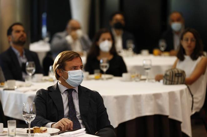 En imágenes, el presidente de Paradores, en la Mirada Económica de ABC Córdoba