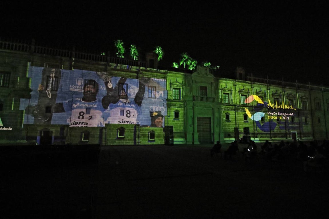 Eurocopa en Sevilla: espectáculo nocturno de luces de norte a sur de la ciudad