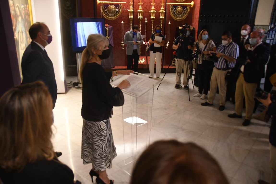 Imágenes de la presentación de la restauración de la pintura de Murillo en el Gran Poder