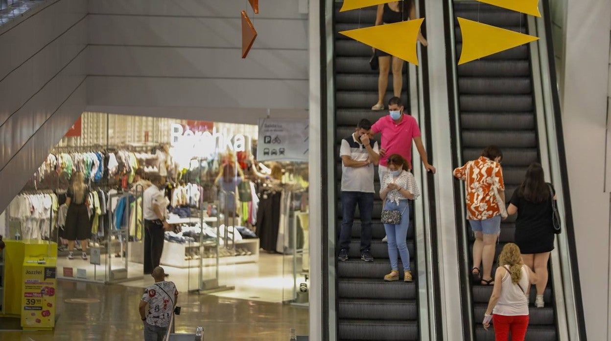El centro comercial Nervión Plaza de Sevilla, en imágenes