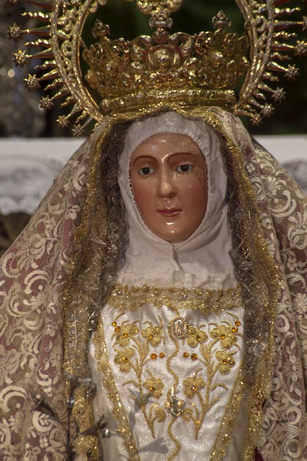 El altar de cultos de señora Santa Ana