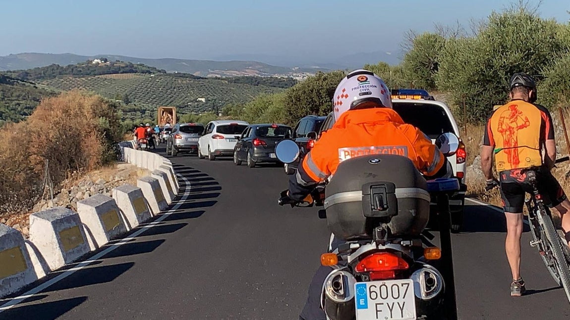 La &#039;Bajá&#039; de la Virgen de la Sierra en Cabra, en imágenes