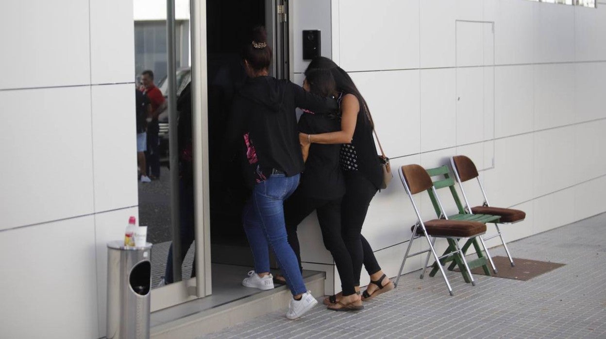 Perro mata niño en Lucena | En imágenes, el ambiente en una ciudad consternada
