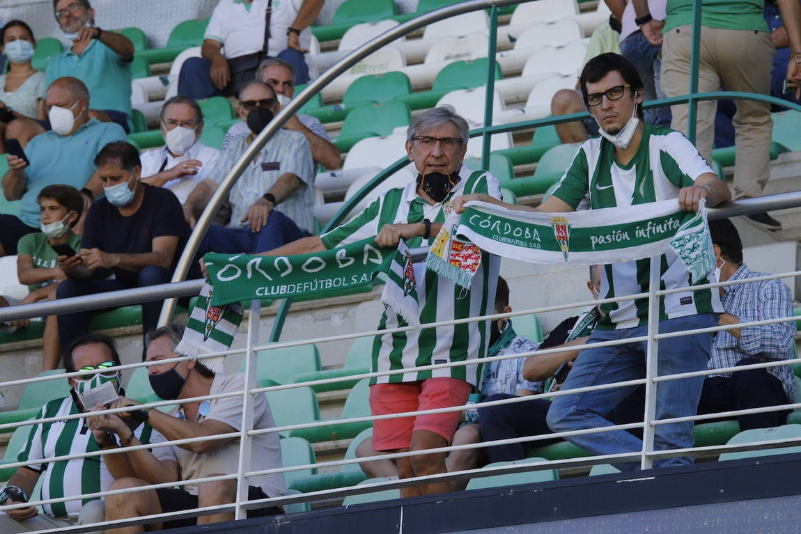 La alegría del Arcángel en la cuarta victoria del Córdoba CF ante el Don Benito