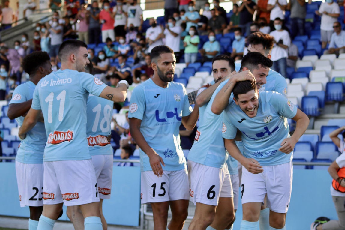 Las mejores imágenes del Ciudad de Lucena - Recreativo de Huelva