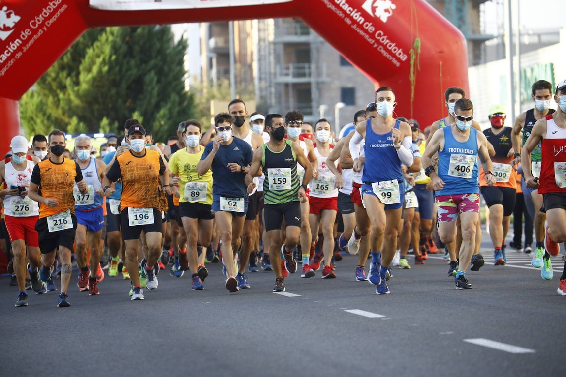 La media maratón Córdoba-Almodóvar, en imágenes