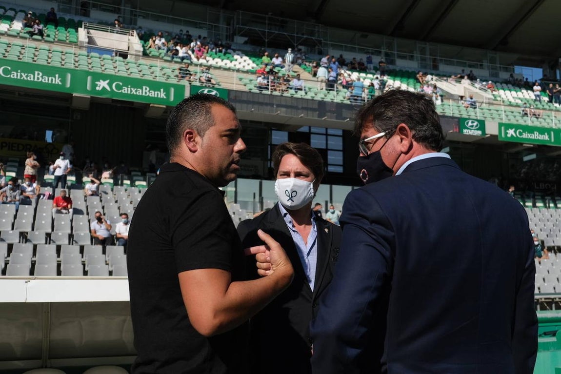 El ambiente en las gradas del Córdoba-San Fernando, en imágenes