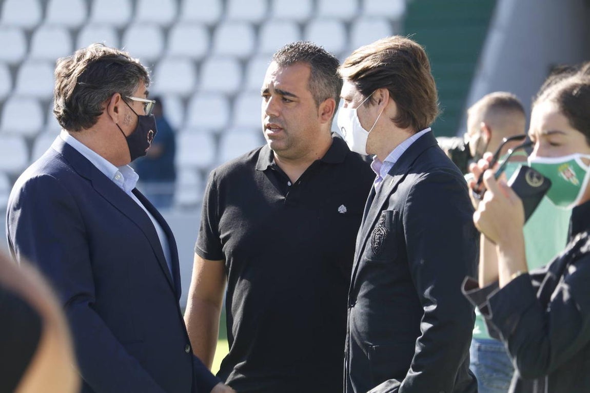 El ambiente en las gradas del Córdoba-San Fernando, en imágenes