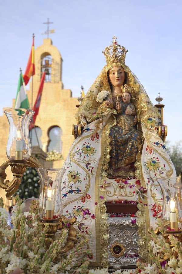 En imágenes, la peregrinación de la Virgen de Valme hasta el cortijo de Cuarto