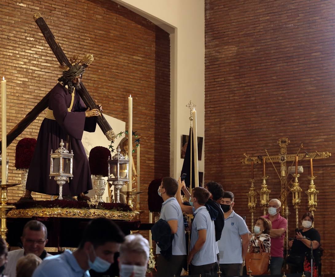 En imágenes, «Dios verdadero, de talla antigua» en Los Pajaritos