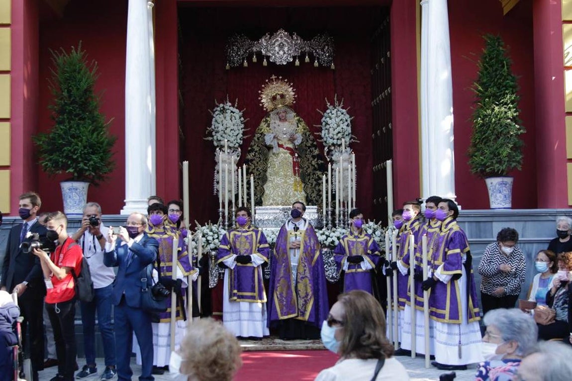 El Señor del Gran Poder por las calles del barrio de la Romería y Santa Aurelia