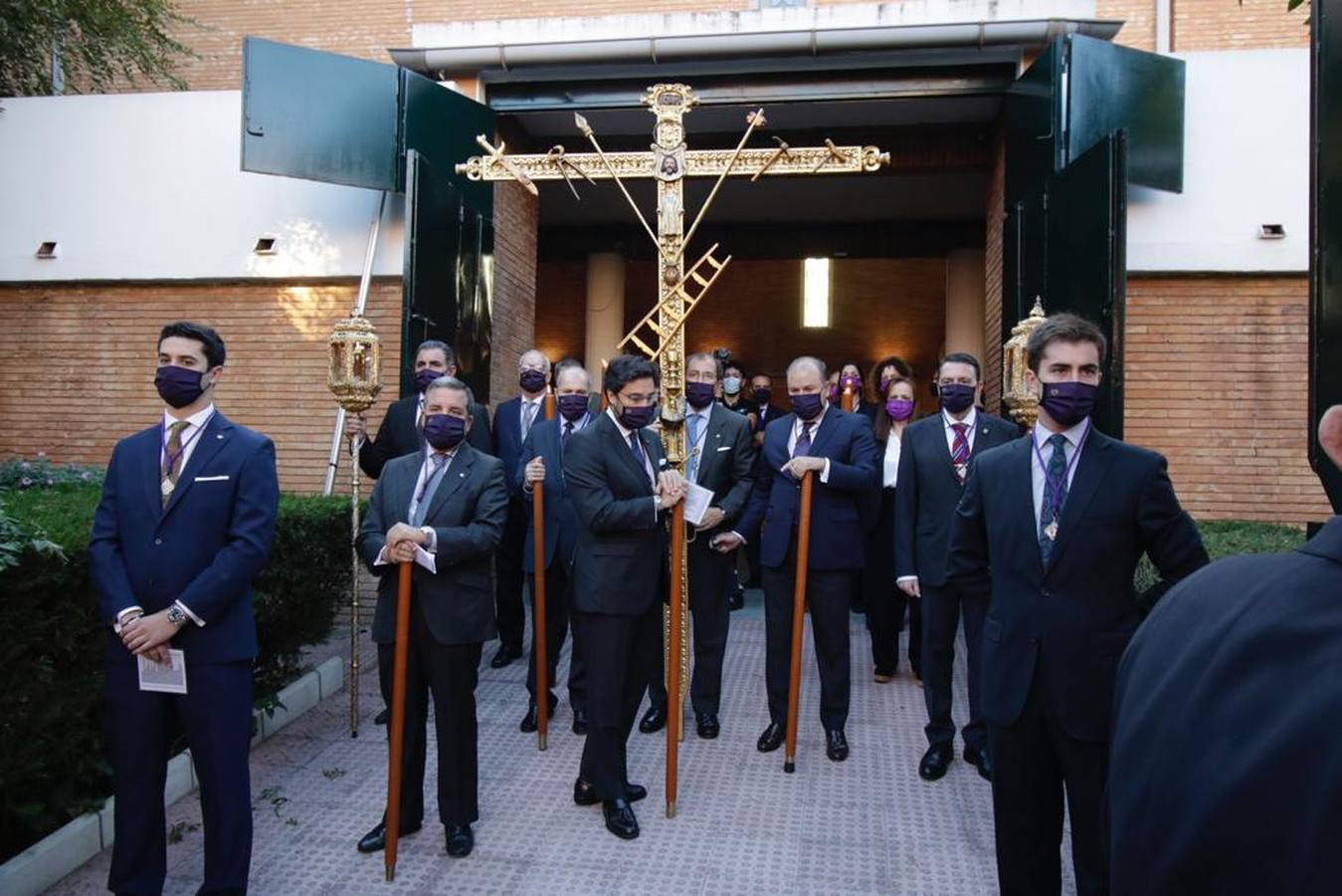 Las mejores imágenes del traslado del Gran Poder a la parroquia de la Candelaria