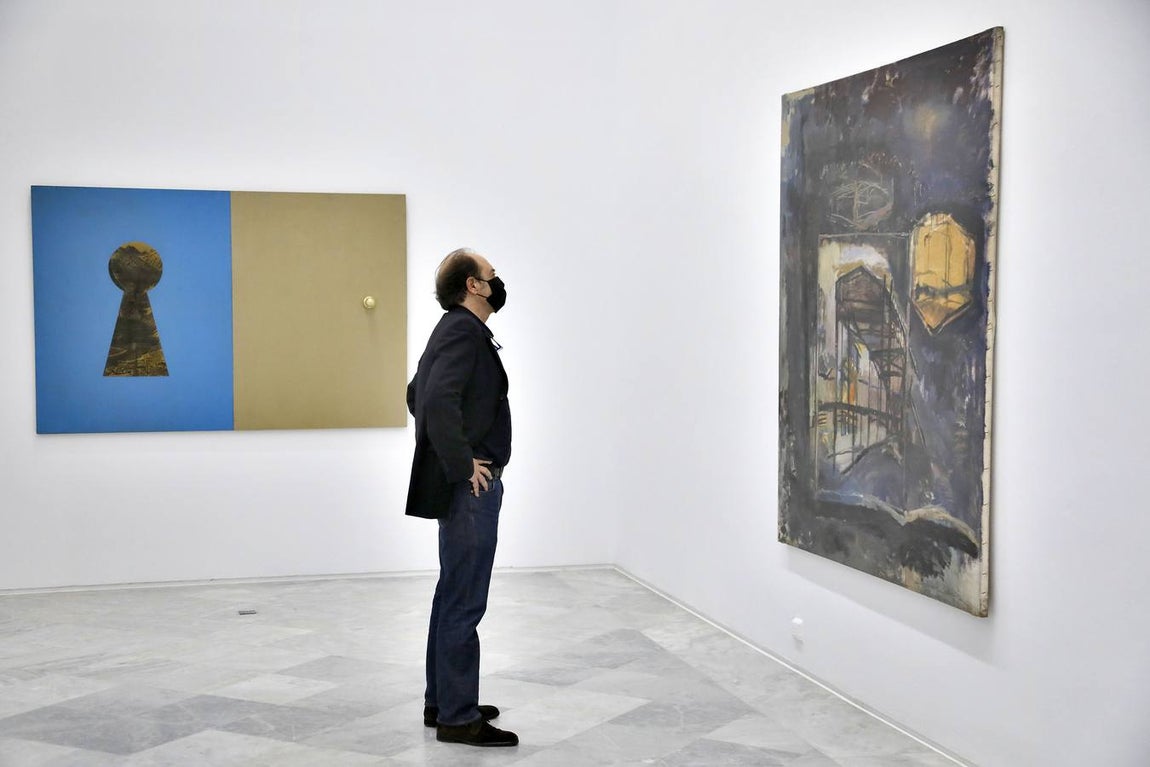 La exposición &#039;La Máquina Española&#039; revisa en el CAAC el impacto de la galería andaluza en el arte español de los 80