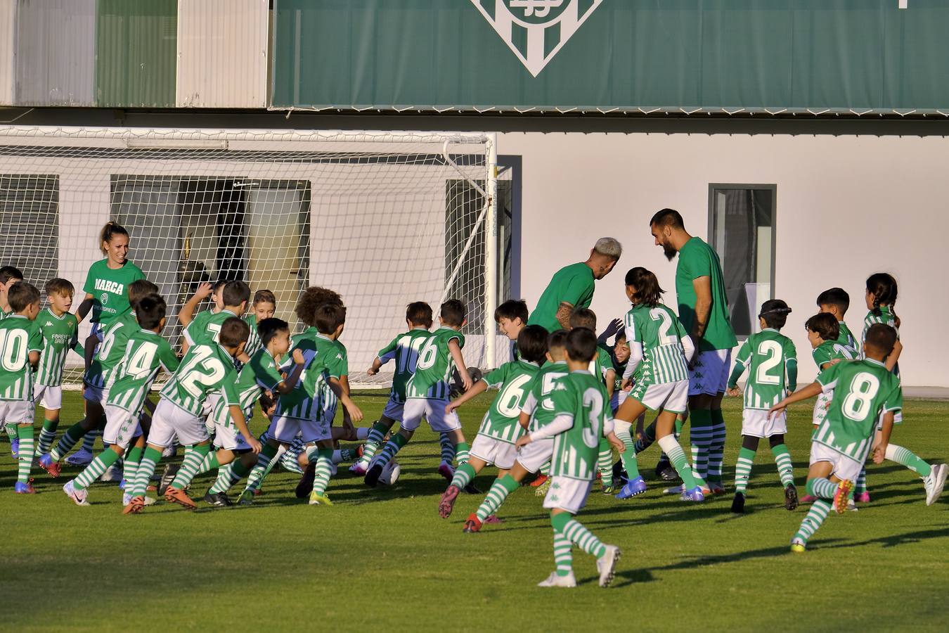 Borja Iglesias vuelve a ser benjamín
