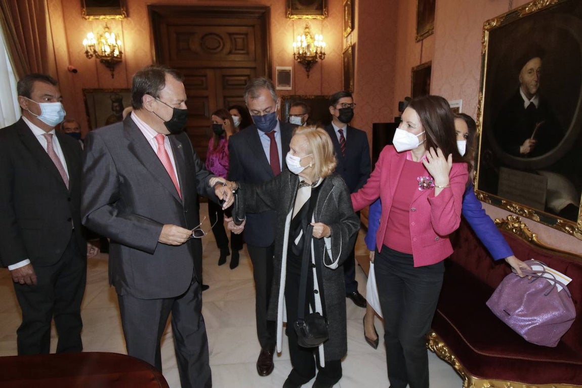 Soledad Becerril recibe el VII Premio contra el Terrorismo Alberto Jiménez-Becerril